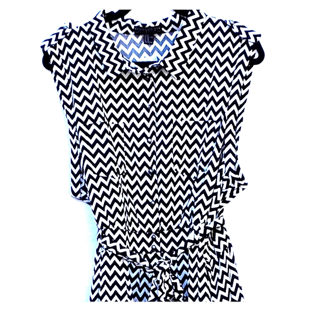 Sleeveless herringbone dress epaulets